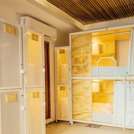 Casa Pepe Hotel Sayulita Kültér fotó A capsule hotel in Tokyo